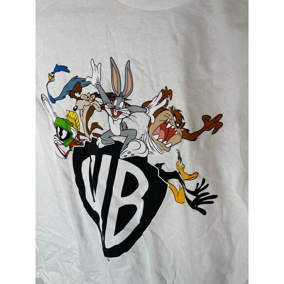 Nwot Warner Brothers White T Shirt Buggy’s bunny, taz oversized large - Picture 2 of 4